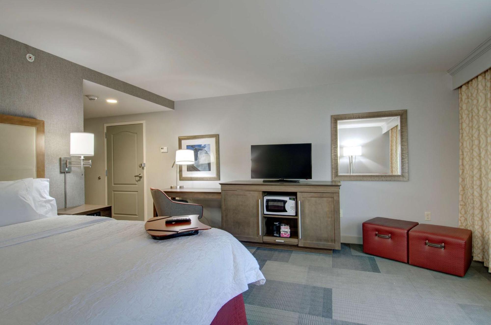 Hampton Inn & Suites Springfield Downtown Bagian luar foto