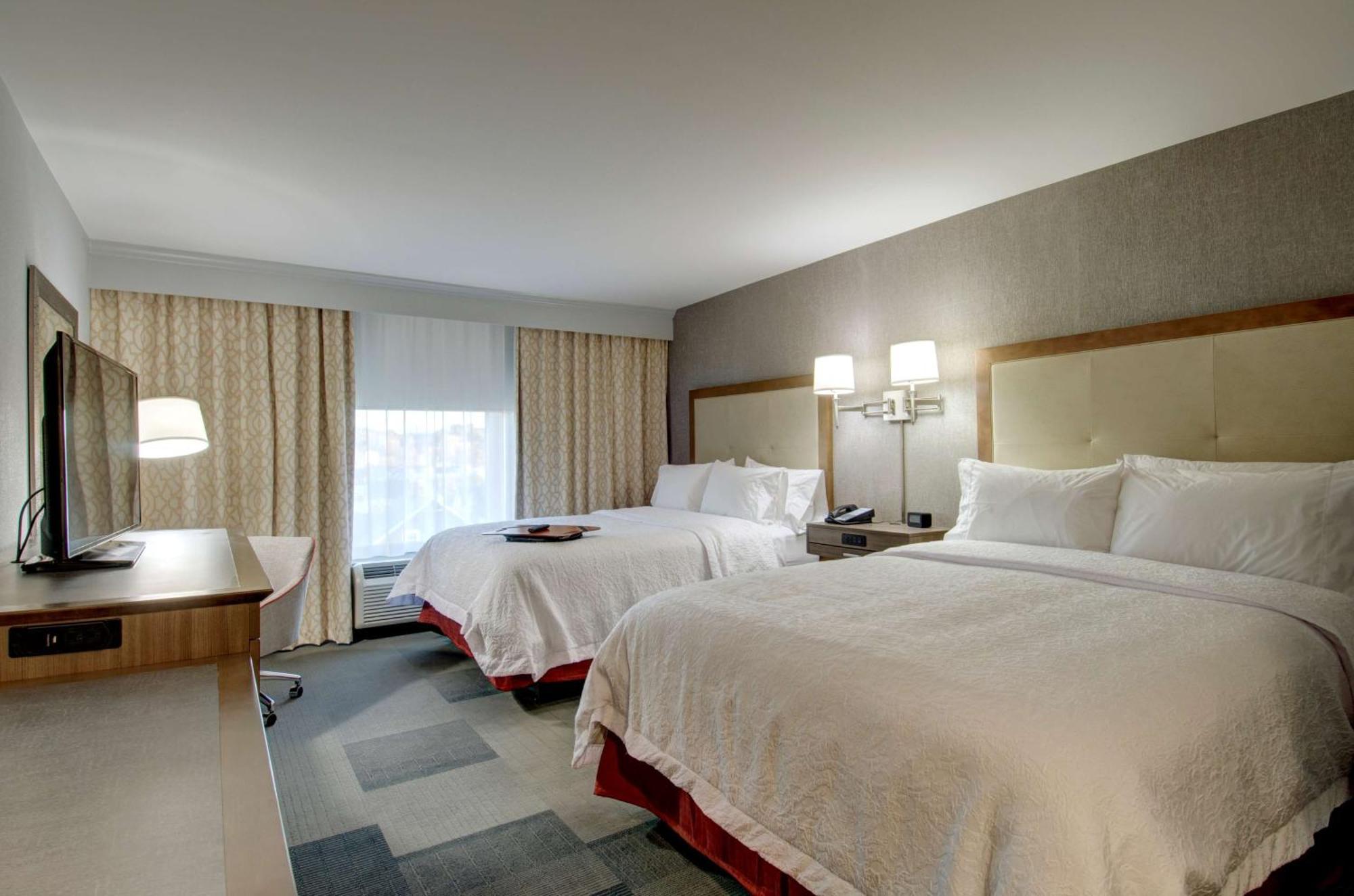 Hampton Inn & Suites Springfield Downtown Bagian luar foto